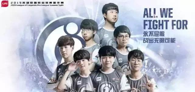 的深度融合 的深度融合