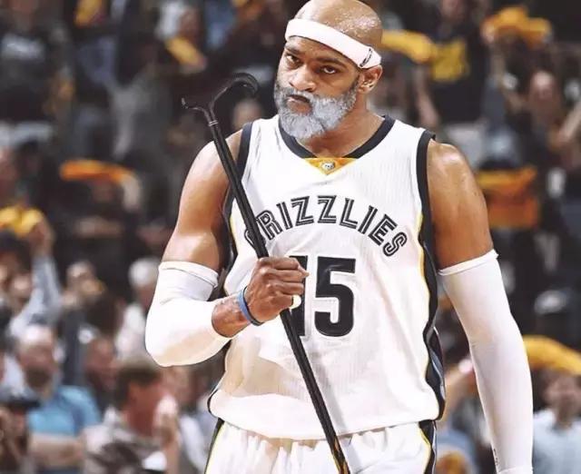 这让他在短 这让他在短