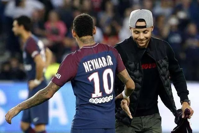 雷霆灭热火 雷霆灭热火